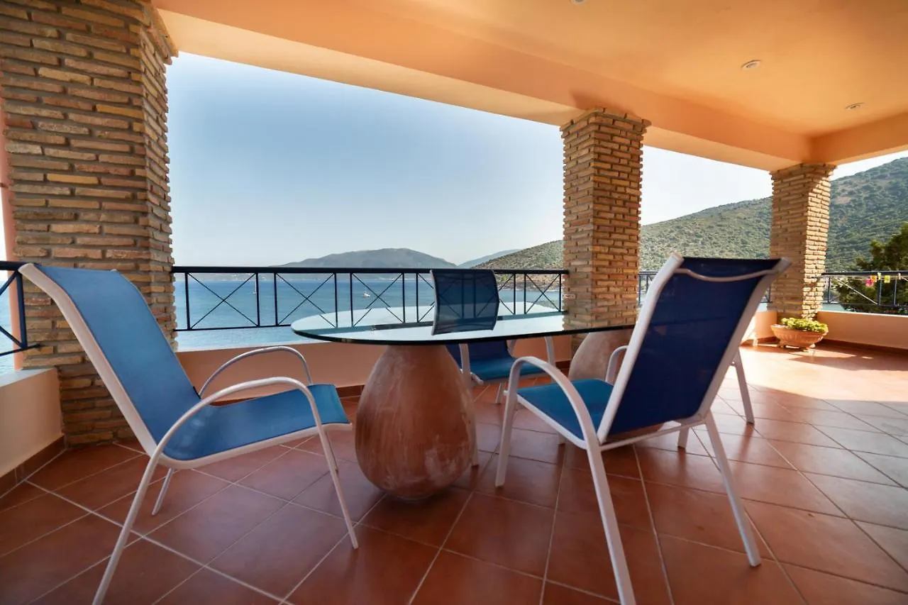 Natassa Apartments Penthouse Sea View 30M From Sea Agia Efimia Řecko